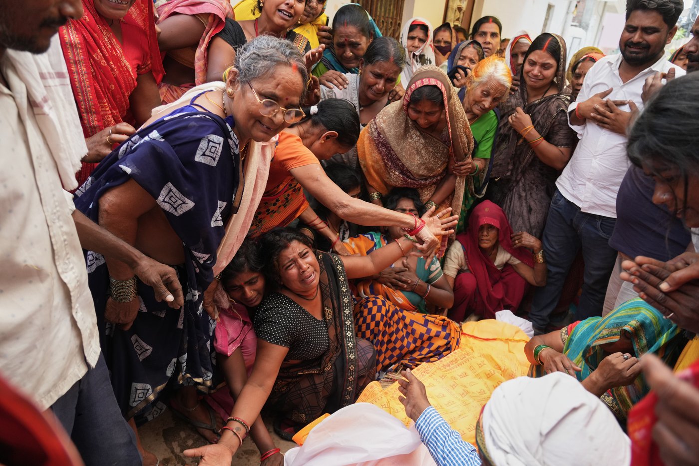 Dust storms and lightning kill at least 96 people in northern India | iNFOnews.ca Dust storms and lightning kill at least 96 people in northern India | iNFOnews.ca