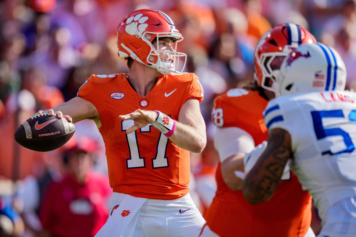 Christopher Vizzina to start at QB for Clemson against No. 11 LSU, coach Dabo Swinney says | iNFOnews.ca
