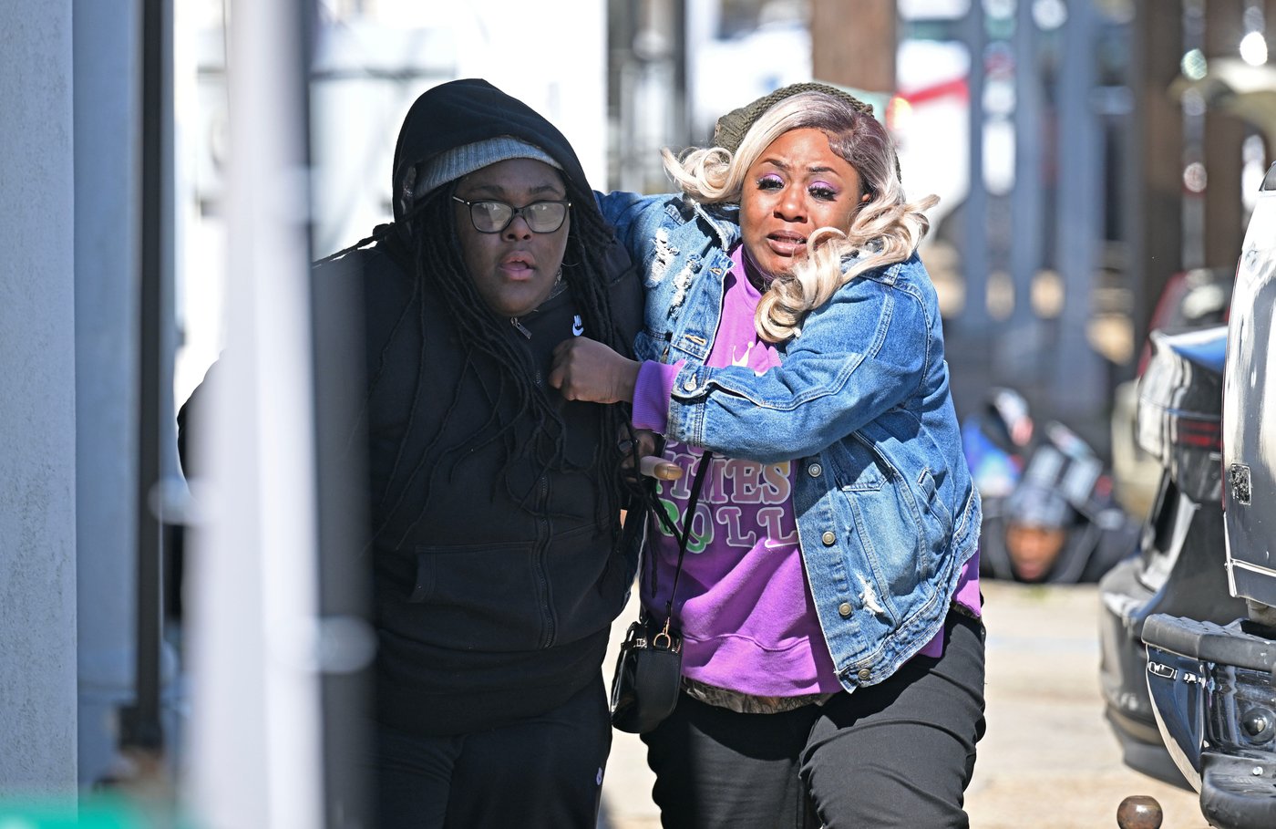 Shooting at Louisiana parade leaves 5 people wounded, including 6-year-old , sheriff says | iNFOnews.ca