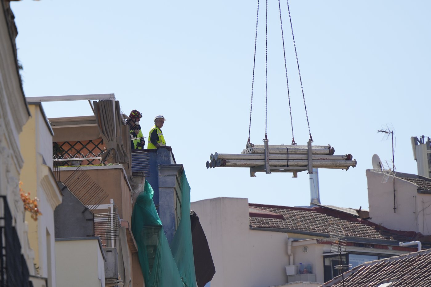 Death toll in Madrid building collapse rises to 4 after 2 more bodies recovered | iNFOnews.ca