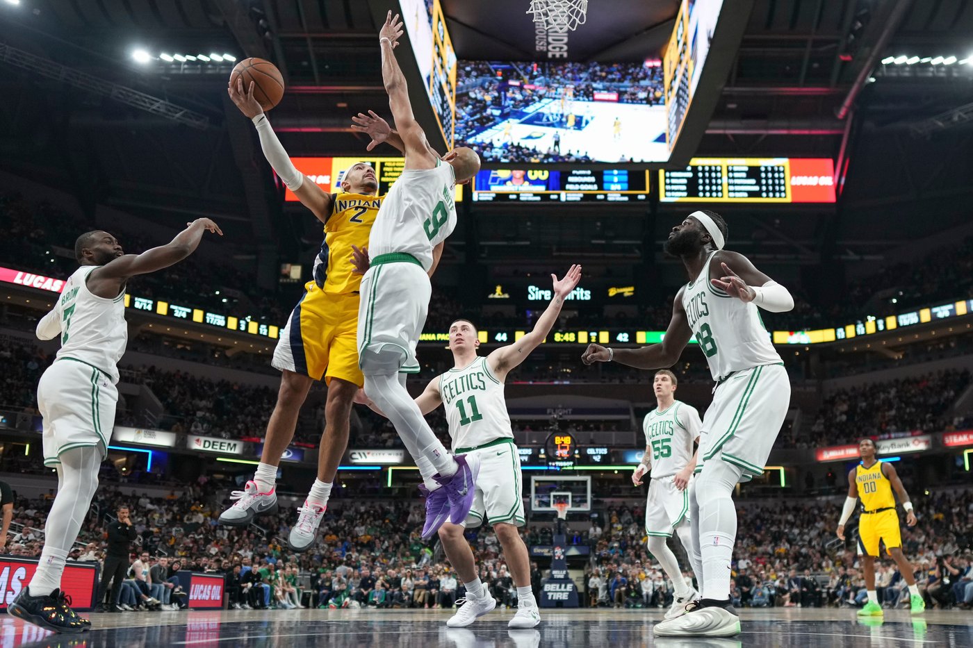 Jaylen Brown scores 30 points and the Celtics make 20 3-pointers to beat the Pacers 140-122 | iNFOnews.ca