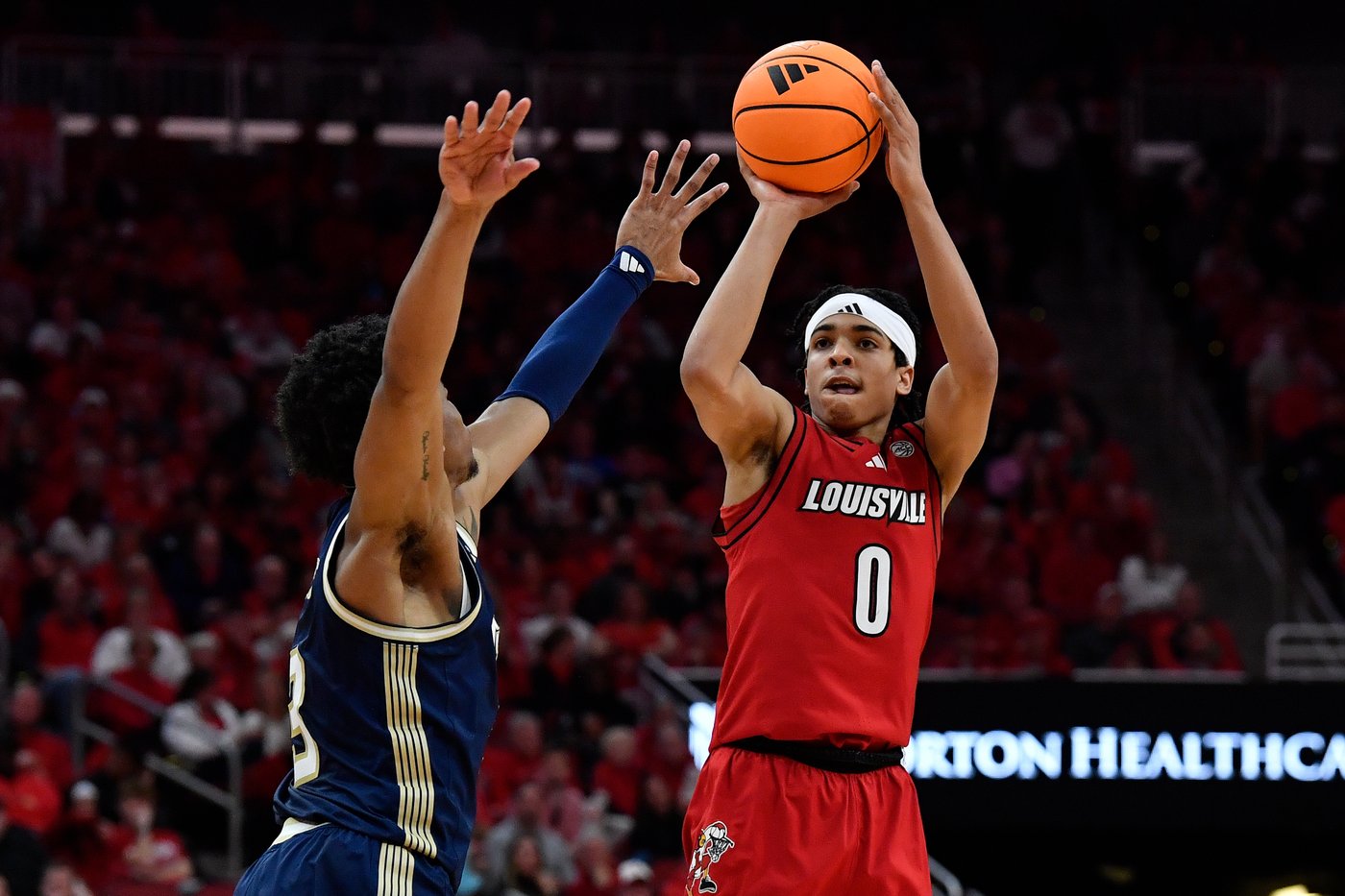 Mikel Brown Jr. scores 19 points and No. 21 Louisville tops Georgia Tech 87-70 | iNFOnews.ca Mikel Brown Jr. scores 19 points and No. 21 Louisville tops Georgia Tech 87-70 | iNFOnews.ca