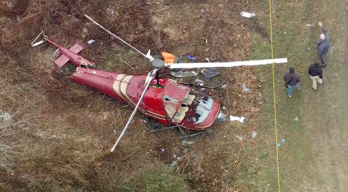 Midair helicopter crash in New Jersey leaves 1 dead and another critically injured | iNFOnews.ca Midair helicopter crash in New Jersey leaves 1 dead and another critically injured | iNFOnews.ca