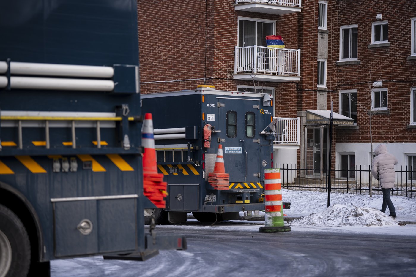 Strong winds leave thousands without power in Central Canada, Maritimes | iNFOnews.ca