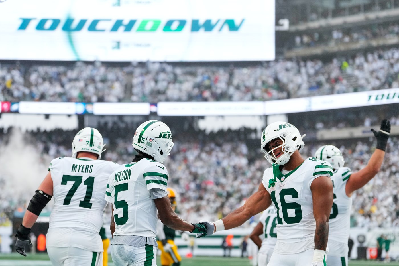 Frank Reich says analytics backed Jets' failed fourth-and-1 shotgun run vs. Packers | iNFOnews.ca