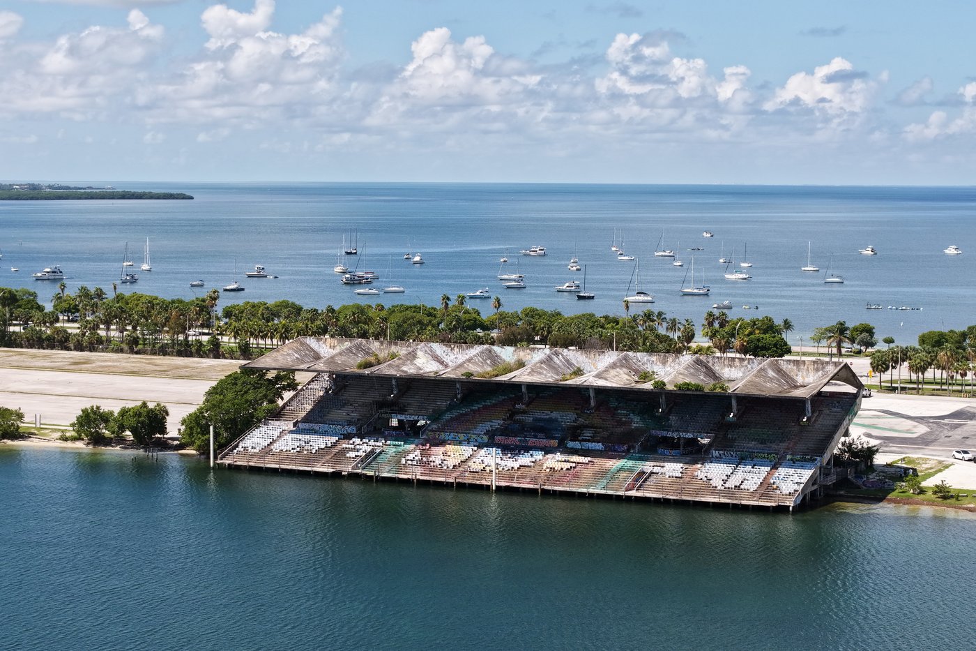 Miami to decide fate of stunning stadium where speedboats raced and Jimmy Buffett played | iNFOnews.ca Miami to decide fate of stunning stadium where speedboats raced and Jimmy Buffett played | iNFOnews.ca