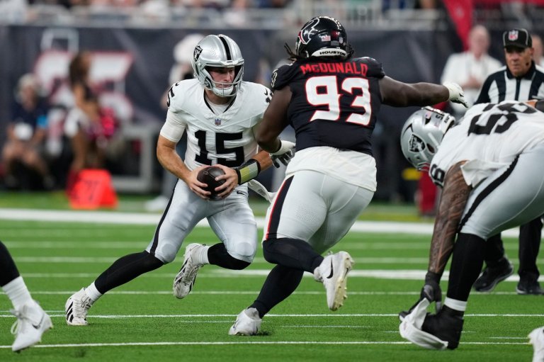 Fernando Mendoza has plenty of experience to rely on in Raiders quarterbacks room | iNFOnews.ca