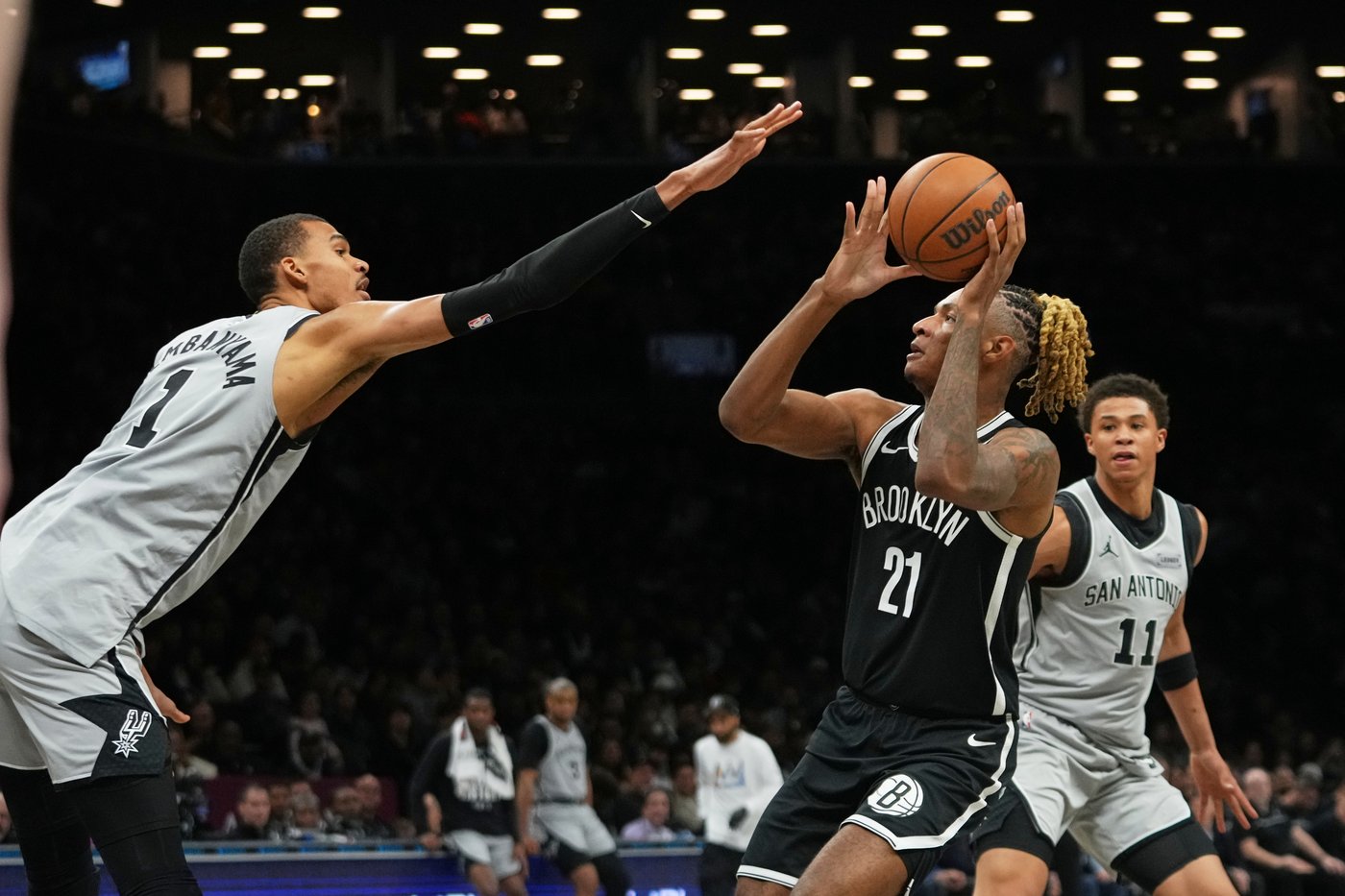Julian Champagnie scores 26 and Spurs cruise to 11th straight win, 126-110 over Nets | iNFOnews.ca Julian Champagnie scores 26 and Spurs cruise to 11th straight win, 126-110 over Nets | iNFOnews.ca