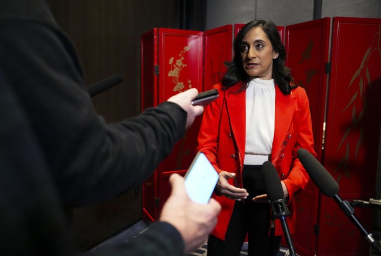 China's top diplomat hails new relations with Canada amid "complex" global changes | iNFOnews.ca