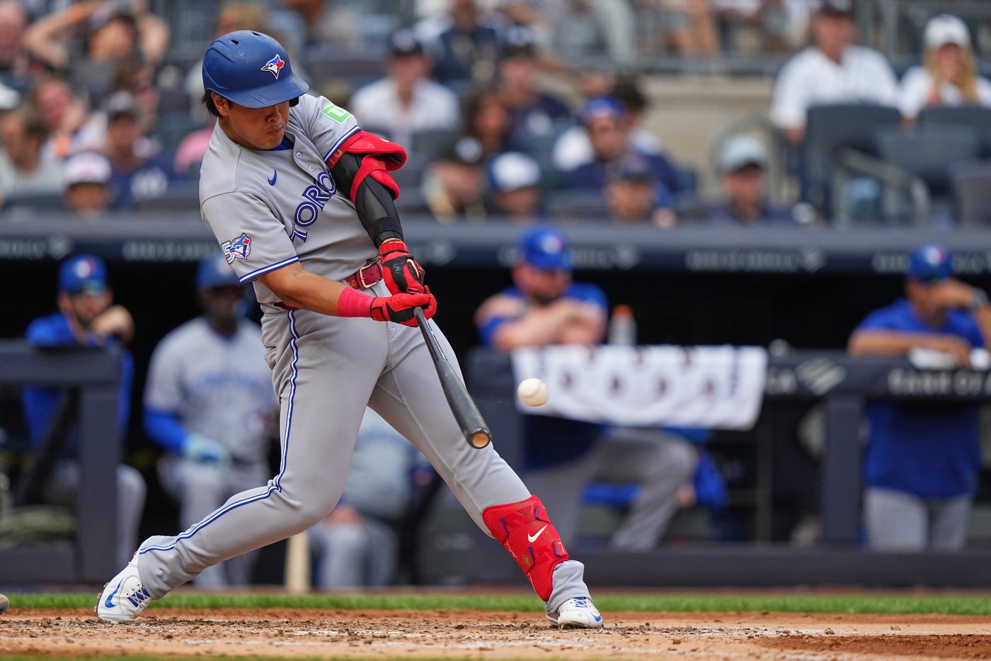 Dylan Cease carries no-hitter into 7th inning as Blue Jays hang on for 4-3 win over Yankees | iNFOnews.ca