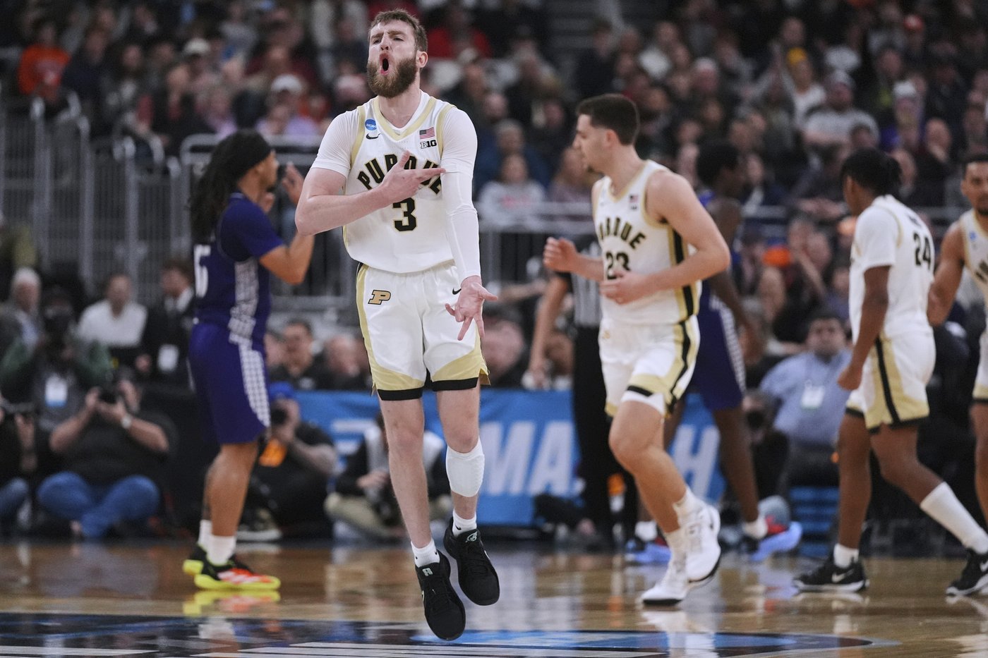 Men's March Madness tips off with Purdue, Creighton advancing: How to watch the best games, players | iNFOnews.ca