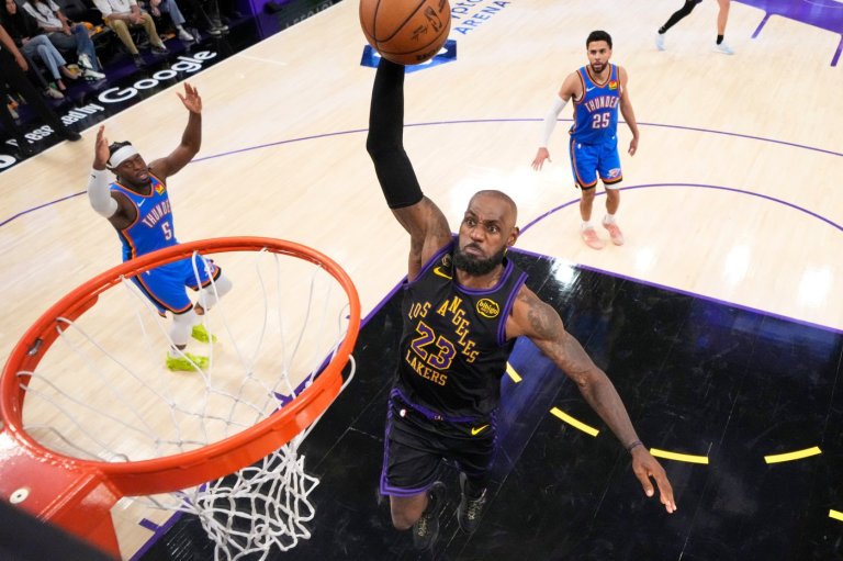 Lakers want LeBron James to return for another season alongside Luka Doncic, GM Rob Pelinka says | iNFOnews.ca