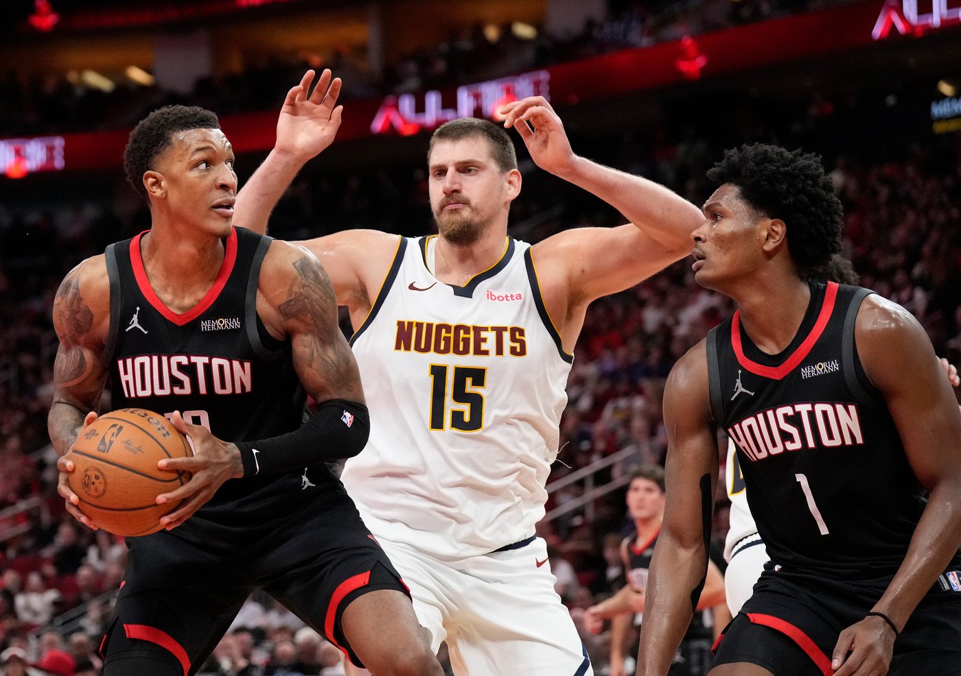 Jokic scores 34, Nuggets beat Rockets 112-109 | iNFOnews.ca