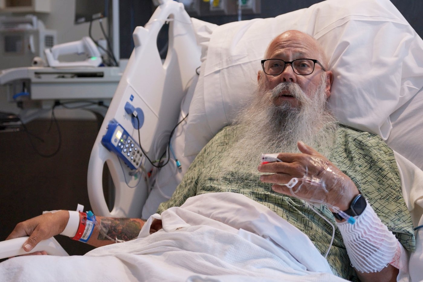 Man tossed by Yellowstone bison says hitting the ground was the worst part | iNFOnews.ca Man tossed by Yellowstone bison says hitting the ground was the worst part | iNFOnews.ca