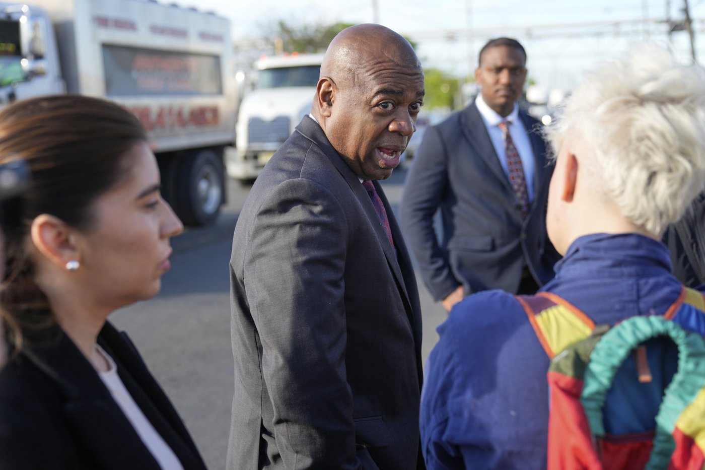 ICE head recognizes Congress' role in visiting detention facilities, even unannounced | iNFOnews.ca ICE head recognizes Congress' role in visiting detention facilities, even unannounced | iNFOnews.ca