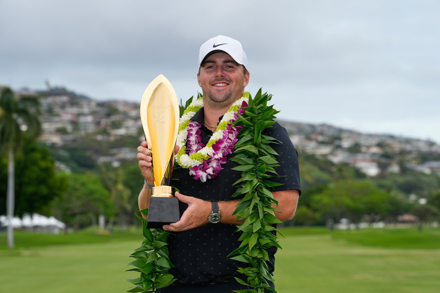 Gotterup wins PGA Tour opener in Hawaii. Elvira takes Dubai Invitational | iNFOnews.ca Gotterup wins PGA Tour opener in Hawaii. Elvira takes Dubai Invitational | iNFOnews.ca