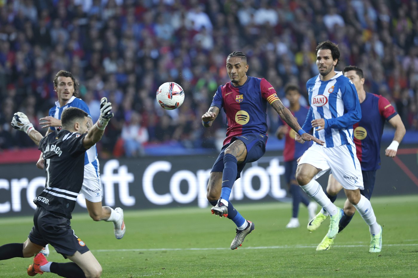 Dani Olmo leads Barcelona to city derby win over Espanyol | iNFOnews.ca