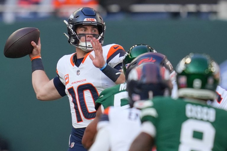 Broncos get 9 sacks and beat the winless Jets in ugly 13-11 win in London | iNFOnews.ca