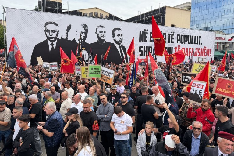 Kosovo's lawmakers slam EU-backed court's war crimes verdicts of rebel leaders from war with Serbia | iNFOnews.ca