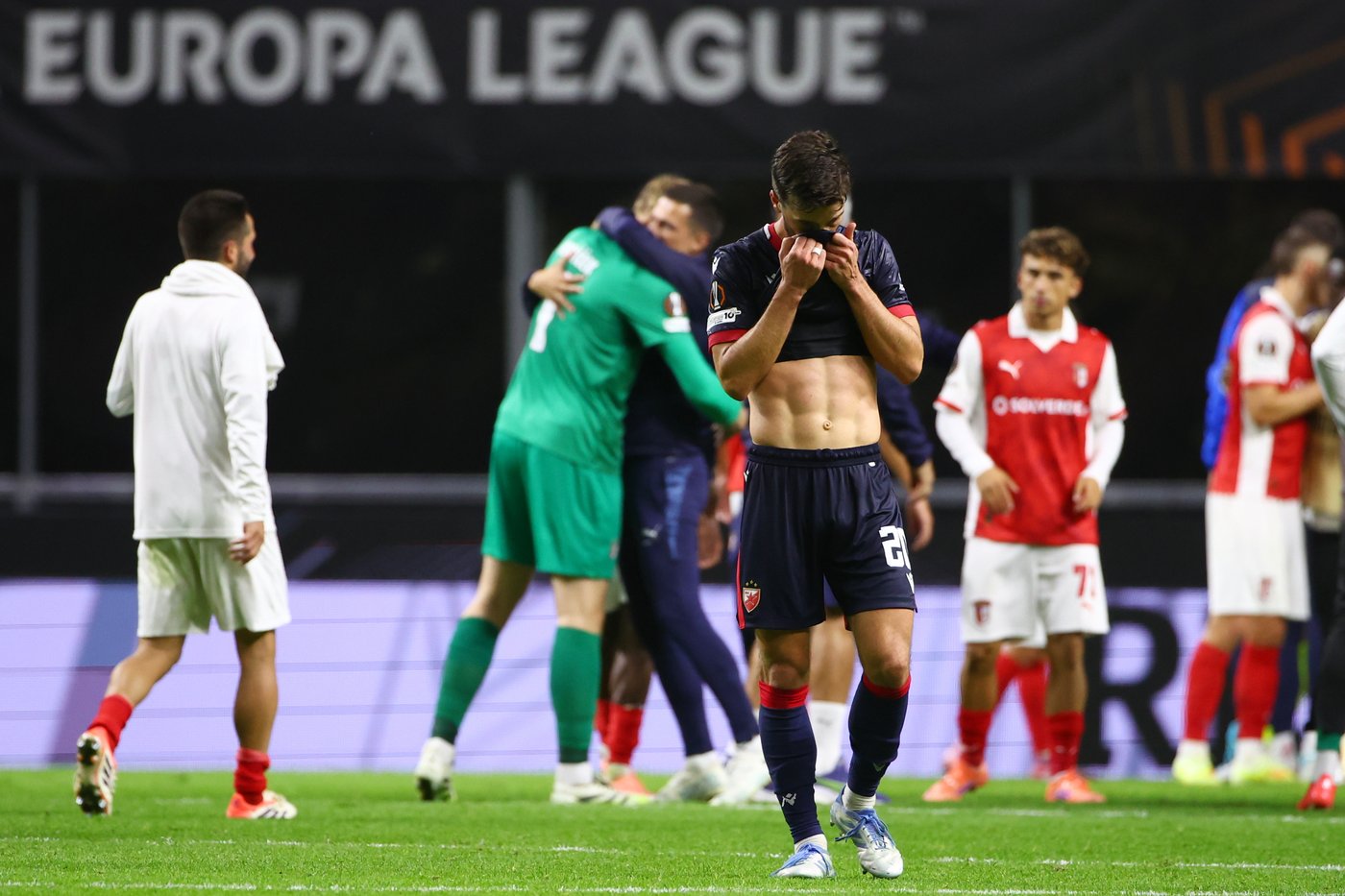 Red Star Belgrade fans banned by UEFA from away Europa League game due to racist chants | iNFOnews.ca Red Star Belgrade fans banned by UEFA from away Europa League game due to racist chants | iNFOnews.ca