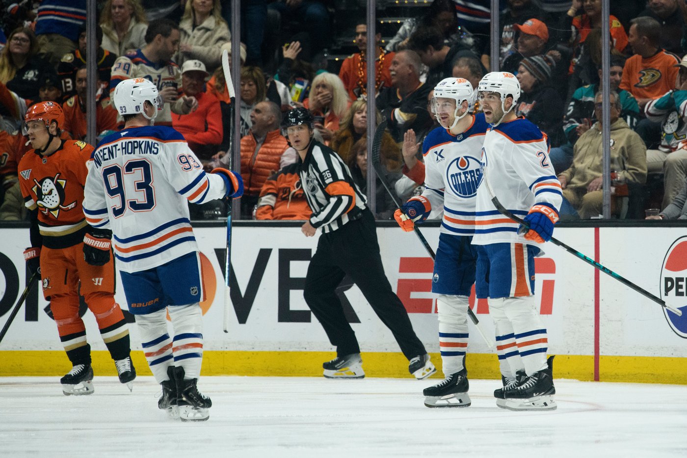 Oilers on the brink of elimination after 4-3 overtime loss to Ducks, trail series 3-1 | iNFOnews.ca Oilers on the brink of elimination after 4-3 overtime loss to Ducks, trail series 3-1 | iNFOnews.ca