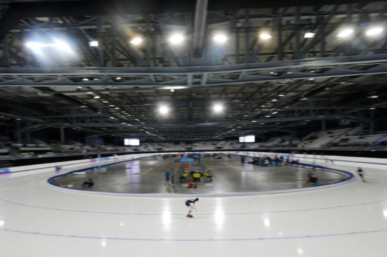 Racers say Milan Cortina speed skating venue feels like they're on a lake | iNFOnews.ca