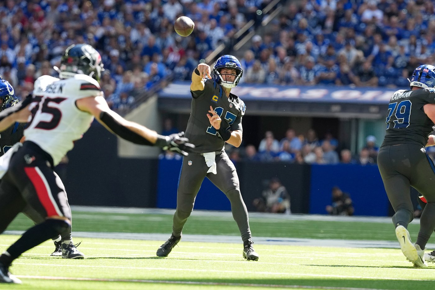 Colts QB Daniel Jones heads to London looking to clean up his mistakes after a 3-turnover game | iNFOnews.ca