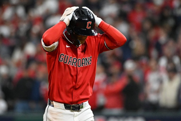 Guardians' bats go cold again, wasting Gavin Williams' 11 strikeouts in Game 2 loss | iNFOnews.ca