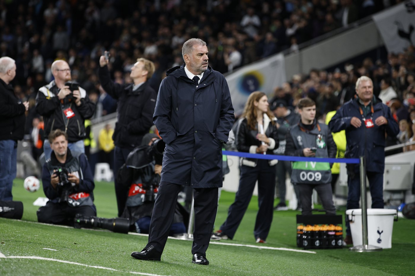 Tottenham overcomes early red card to post 3-0 win in revamped Europa League | iNFOnews.ca