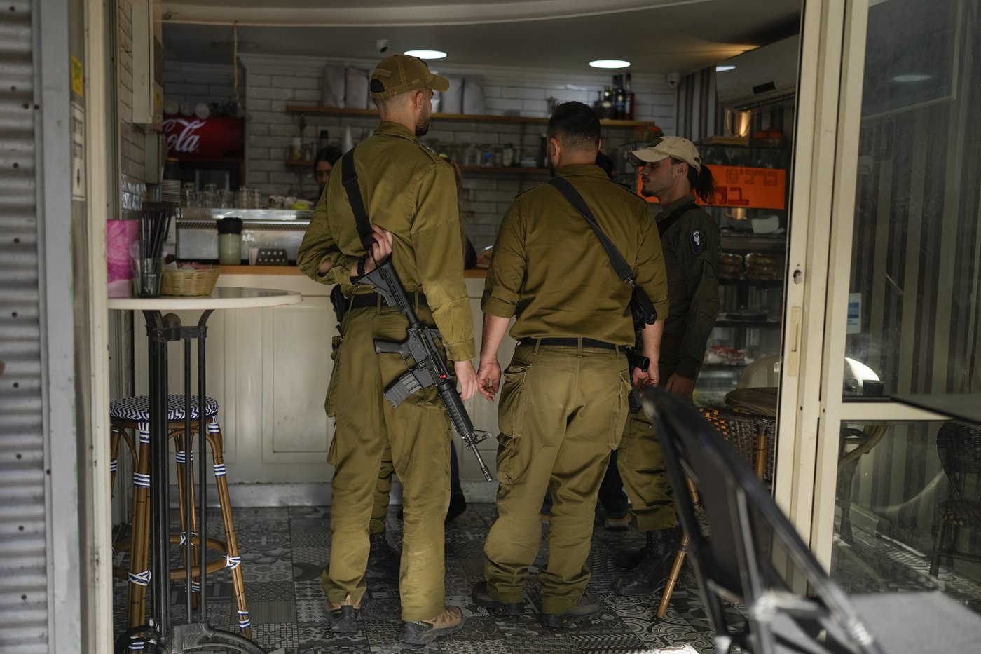 Middle East latest: Lebanon closes all its land border crossings with Syria except one | iNFOnews.ca