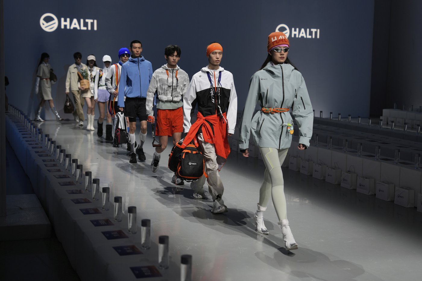 PHOTO COLLECTION: Fashion week in China | iNFOnews.ca PHOTO COLLECTION: Fashion week in China | iNFOnews.ca