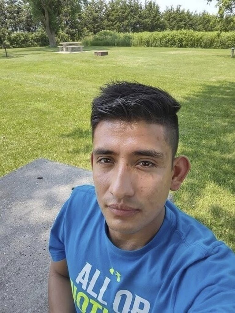 A father nearly died by an assailant’s bullet. He's one of many crime victims US wants to deport | iNFOnews.ca