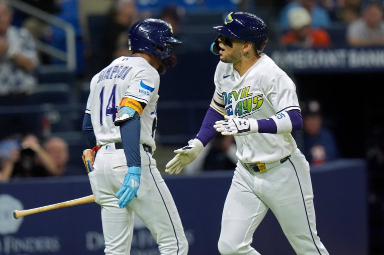 Rays become first team to clinch playoff spot this season on Caminero's walk-off homer | iNFOnews.ca