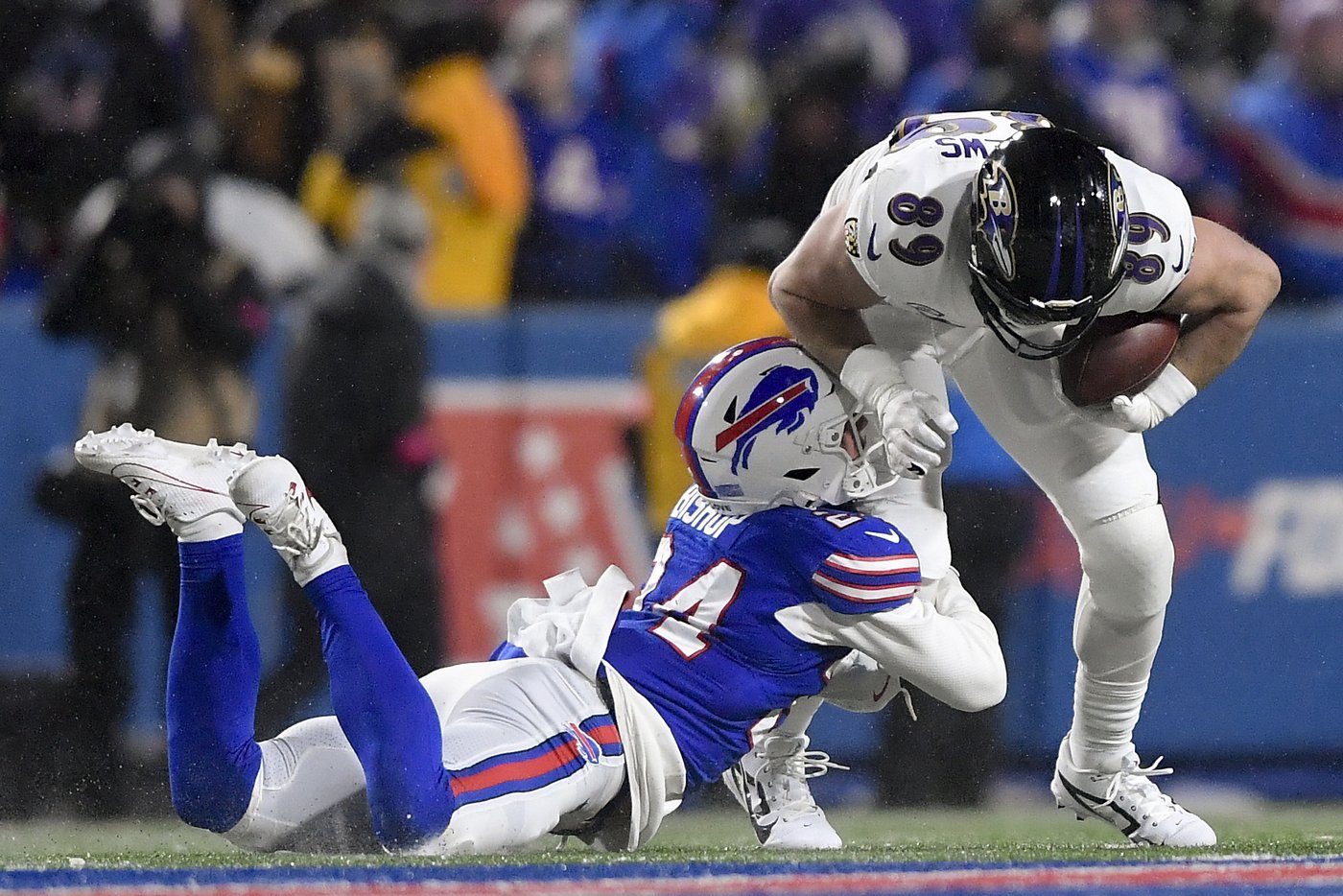 Bills fans raise nearly $80,000 for charitable cause of Ravens' Andrews after dropped 2-point try | iNFOnews.ca