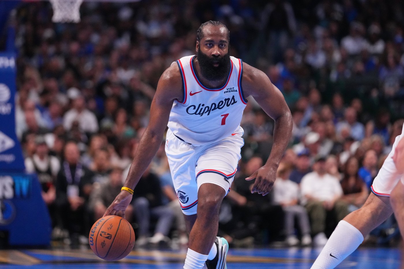 Harden's 82nd career triple-double leads Clippers past Mavericks 133-127 in 2OT in NBA Cup | iNFOnews.ca Harden's 82nd career triple-double leads Clippers past Mavericks 133-127 in 2OT in NBA Cup | iNFOnews.ca