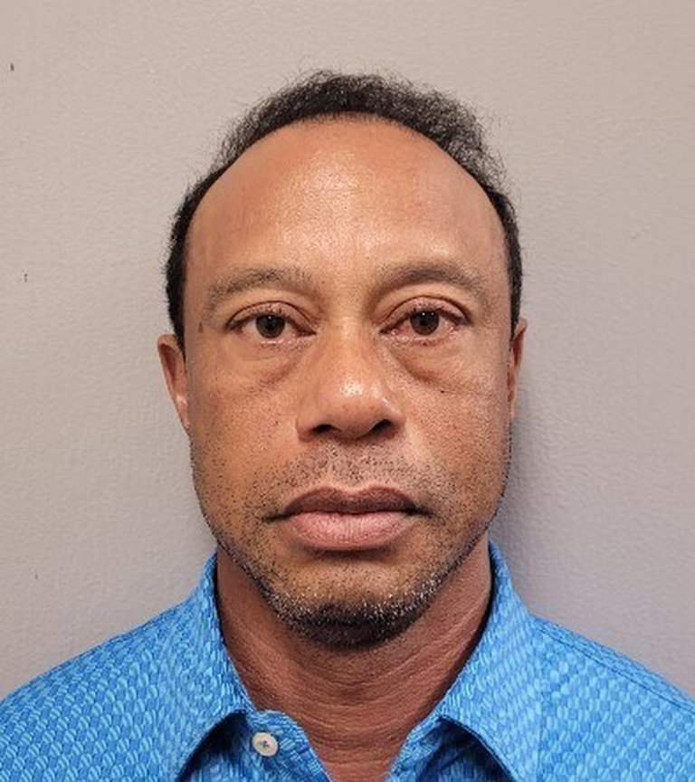 Tiger Woods arrested on suspicion of DUI after rollover crash, sheriff says | iNFOnews.ca