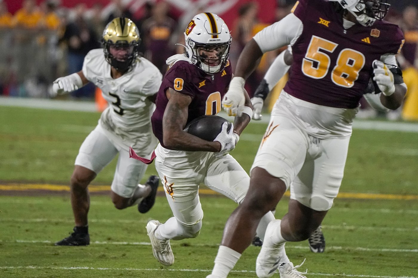 Sam Leavitt's 3 TD passes help Arizona State beat UCF 35-31 | iNFOnews.ca Sam Leavitt's 3 TD passes help Arizona State beat UCF 35-31 | iNFOnews.ca