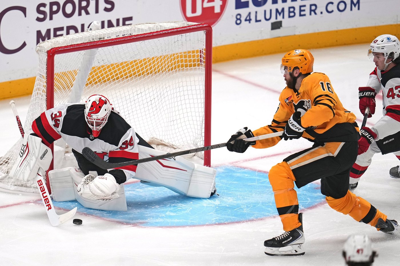 Malkin scores in return from injury, Penguins beat Devils 4-1 | iNFOnews.ca Malkin scores in return from injury, Penguins beat Devils 4-1 | iNFOnews.ca