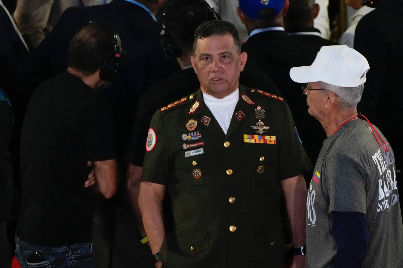 Venezuela’s acting president names new defense chief to replace longtime Maduro loyalist | iNFOnews.ca Venezuela’s acting president names new defense chief to replace longtime Maduro loyalist | iNFOnews.ca