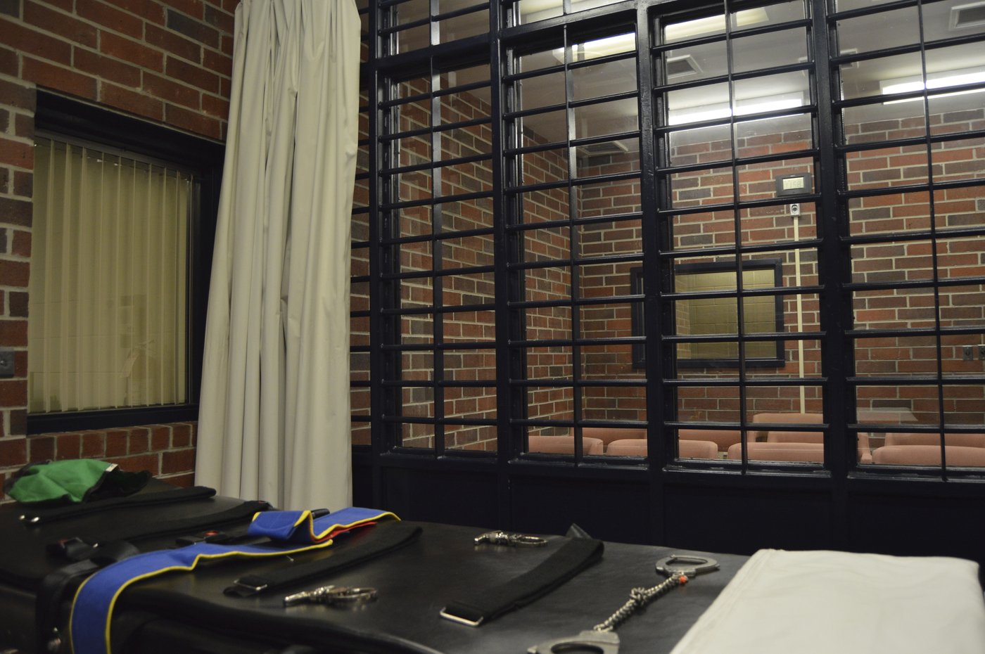 Man on death row in South Carolina seeks postponement to get autopsy from last execution | iNFOnews.ca
