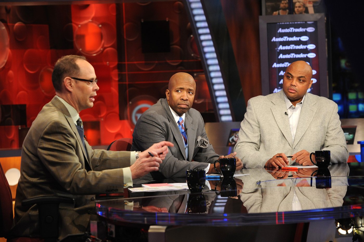 Ernie Johnson to retire from 'Inside the NBA' in June after a 37-year run as host | iNFOnews.ca