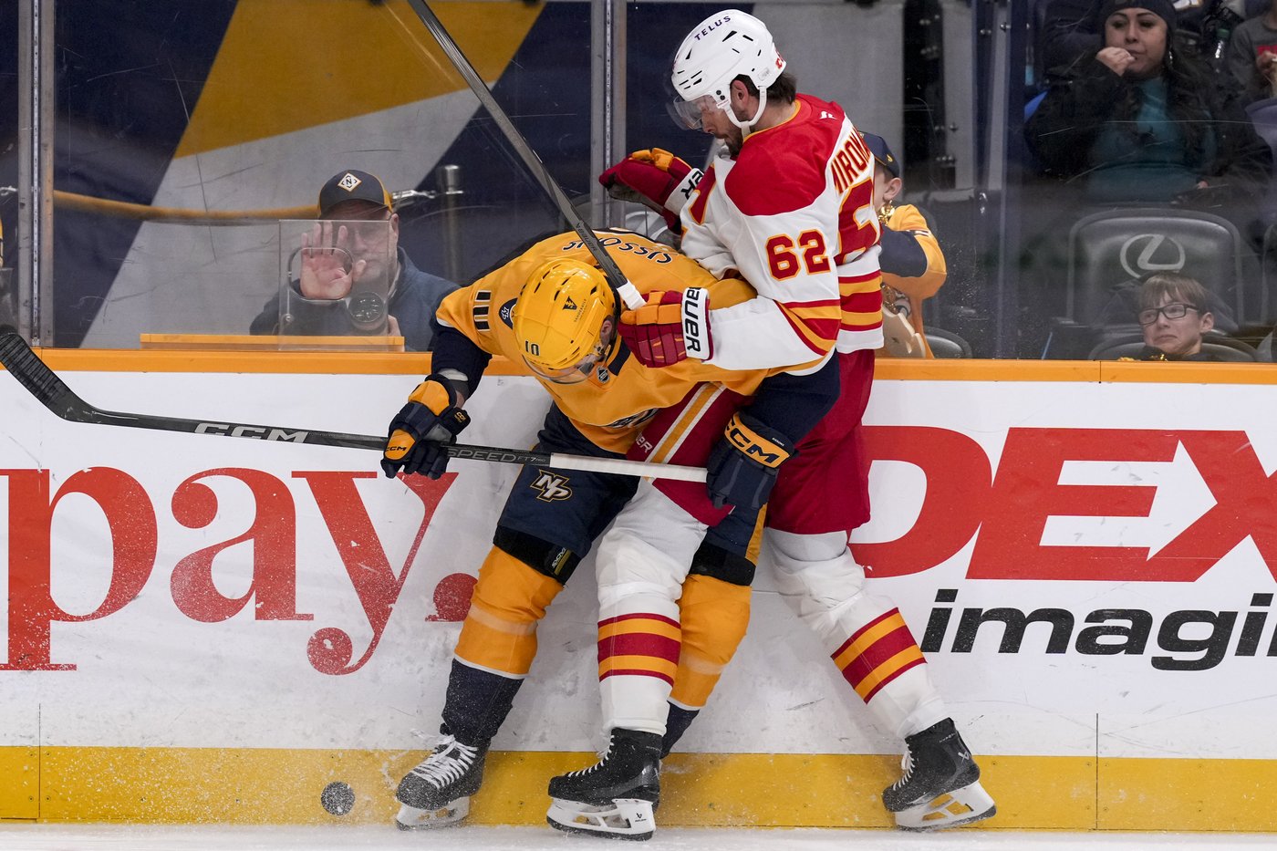 Huberdeau, Rooney lead Flames over Predators 4-3, snap eight-game road skid | iNFOnews.ca