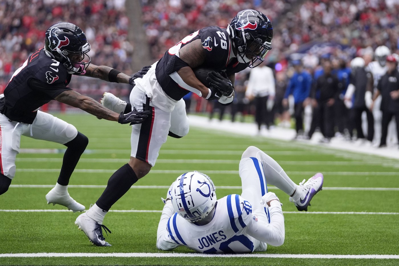 Colts coach Shane Steichen is 'evaluating' whether Anthony Richardson will remain the starter | iNFOnews.ca
