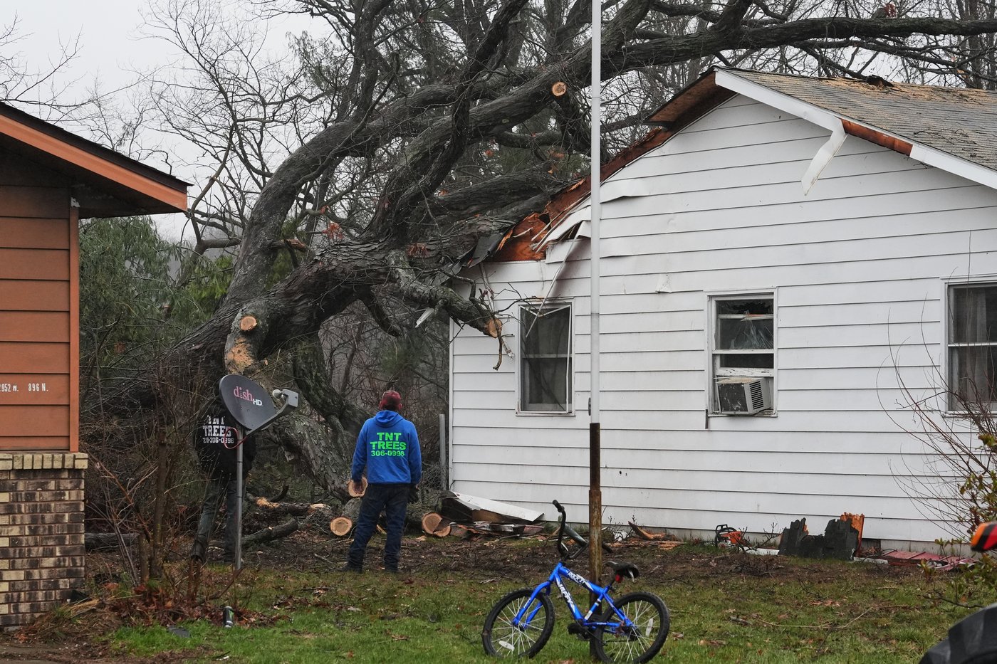 Photos show tornado damage after powerful storms hit Illinois and Indiana | iNFOnews.ca