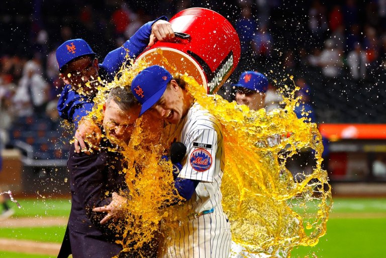 Benge breaks Mets rookie hits record held by Alonso in New York's 10-3 win over Phillies | iNFOnews.ca