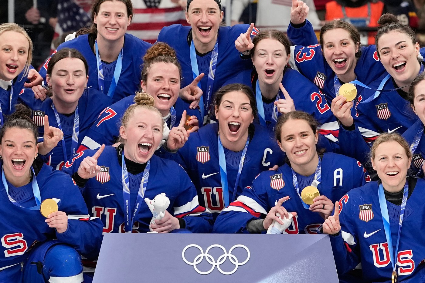 The victory lap for America's Olympic hockey champions quietly shed politics from the celebration | iNFOnews.ca The victory lap for America's Olympic hockey champions quietly shed politics from the celebration | iNFOnews.ca