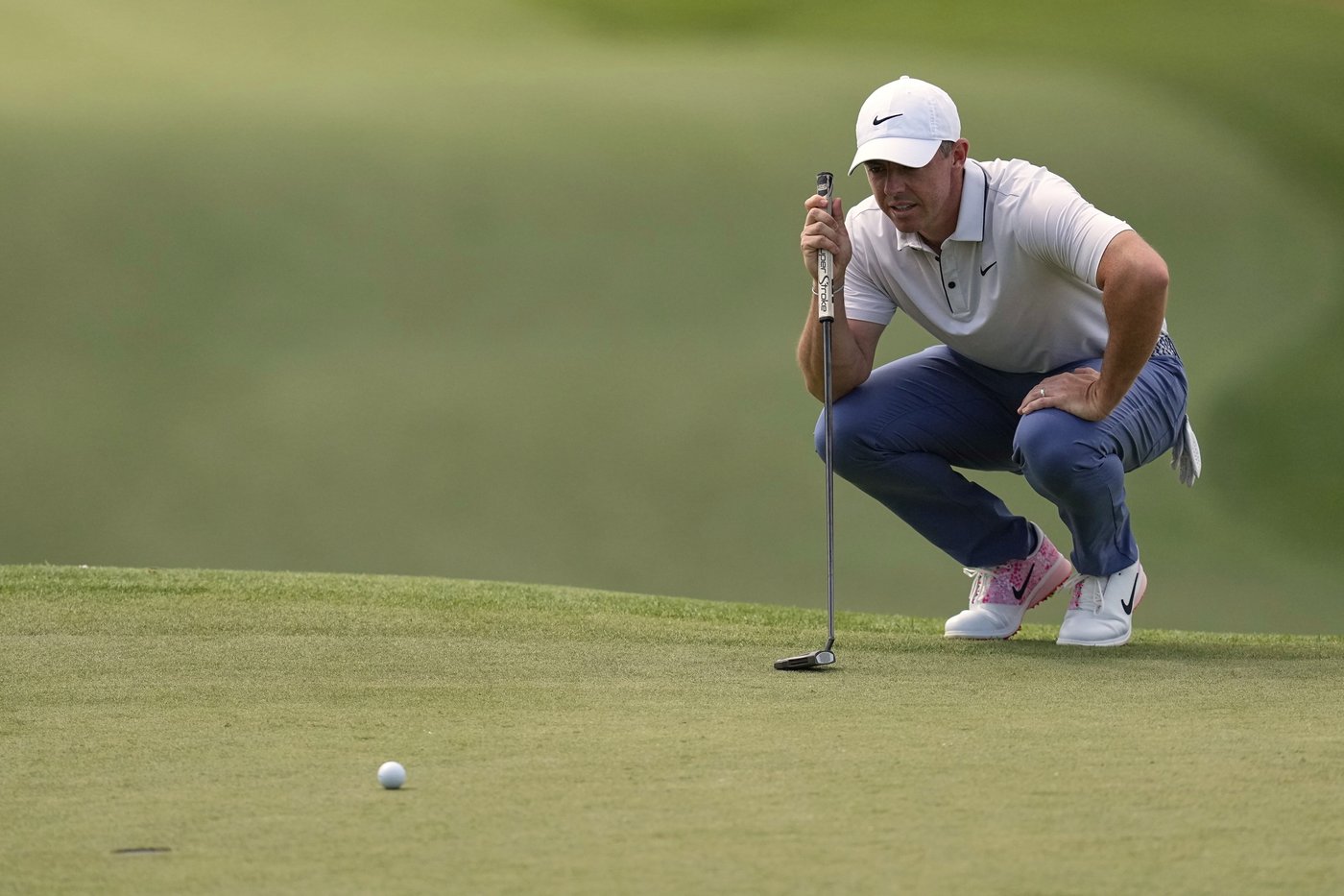 Rory McIlroy has masterful start at Augusta and closes in on career Grand Slam | iNFOnews.ca