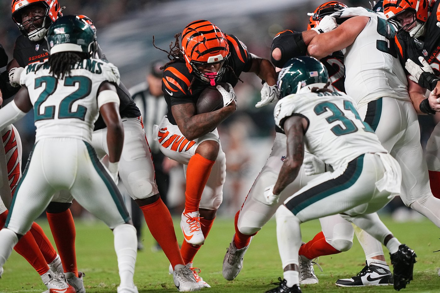 Josh Johnson helps Bengals conclude perfect preseason with 30-13 win over Eagles | iNFOnews.ca Josh Johnson helps Bengals conclude perfect preseason with 30-13 win over Eagles | iNFOnews.ca