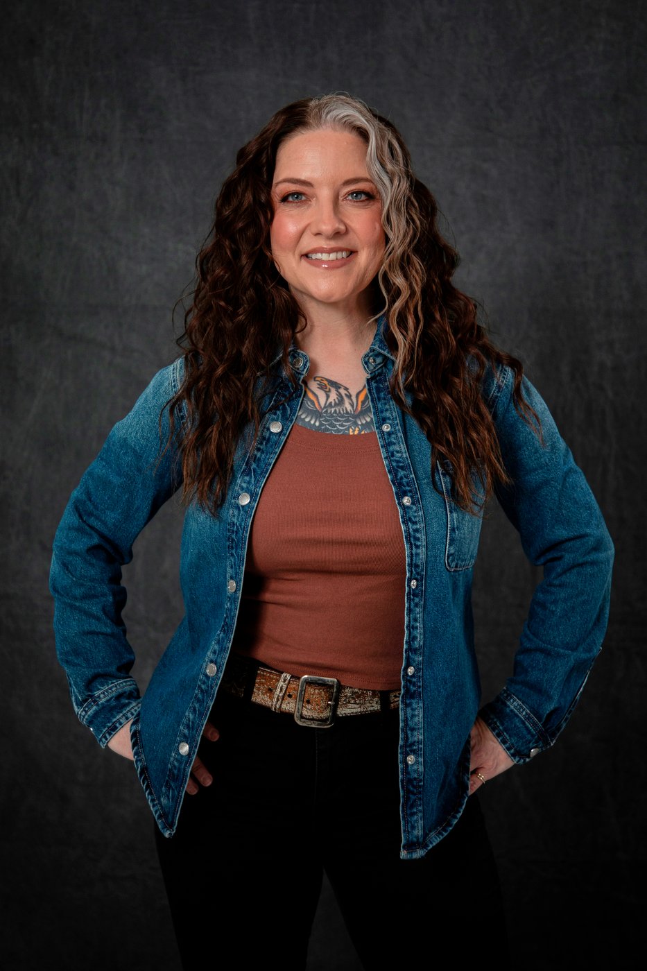 Ashley McBryde fell off the horse and went into the 'Wild.' Her new album is her most personal yet | iNFOnews.ca