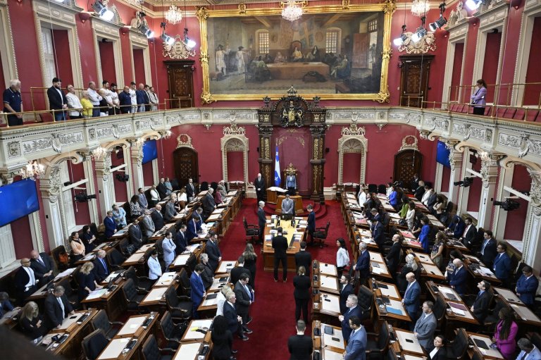 Quebec legislature prorogued as CAQ set to name new leader who will become premier | iNFOnews.ca